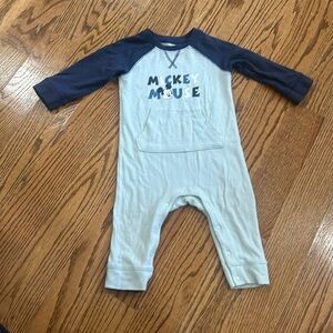 Disne jumping beans sleeper size 9m good condition kids